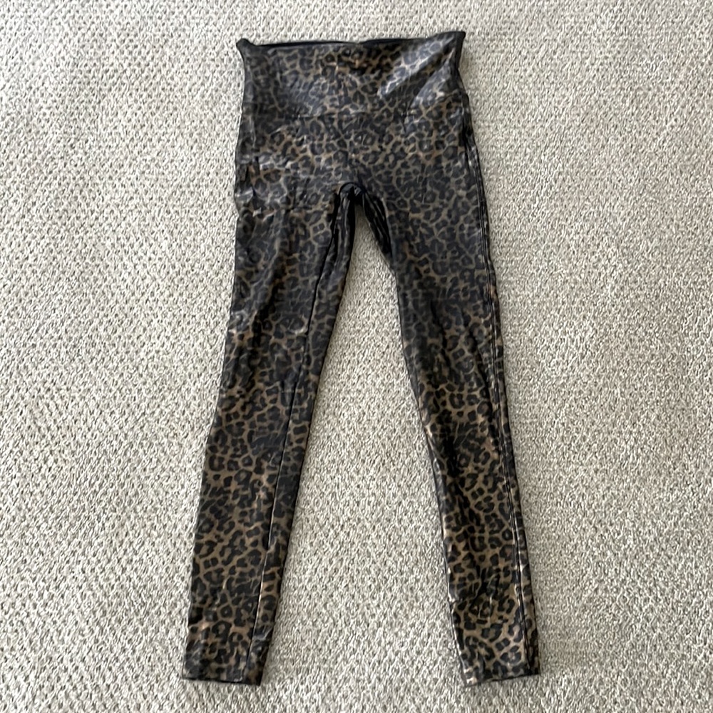 Spanx shiny leopard print leggings